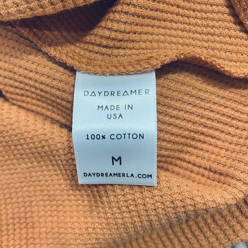 Daydreamer Women Medium Long Sleeve Cotton Knit Turtleneck Top - Picture 6 of 7